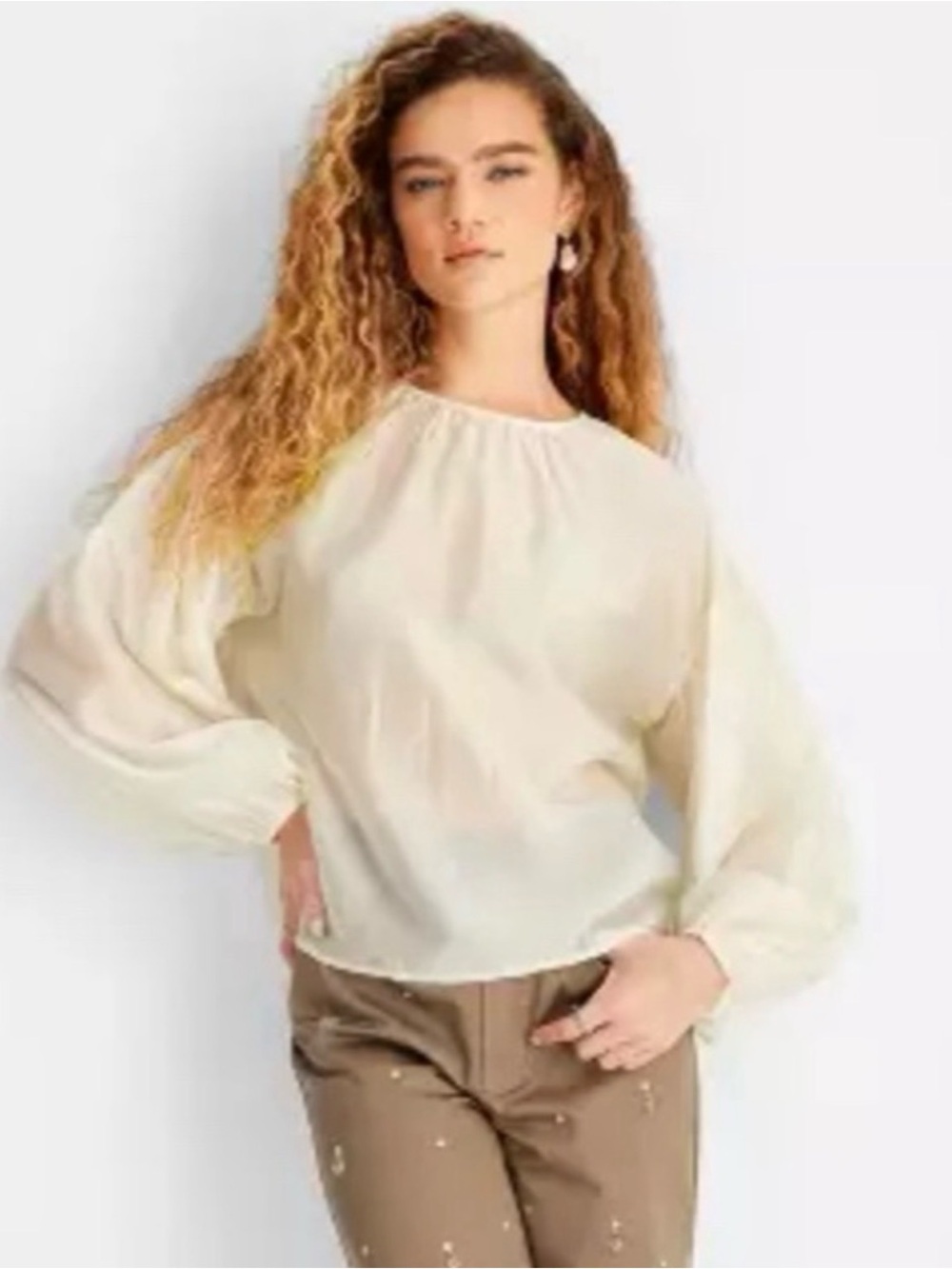 NWOT Women's Light Cream Balloon-Sleeve Blouse - Elegant Everyday Top